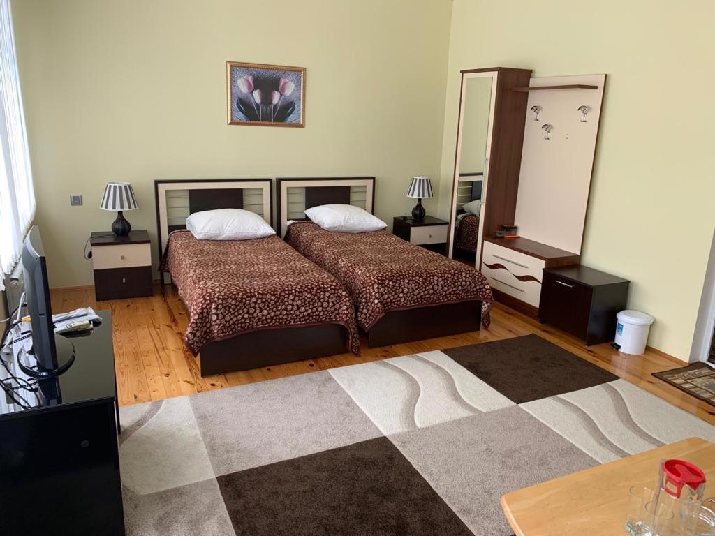 Sheki Avtovagzal Motel Eksteriør billede