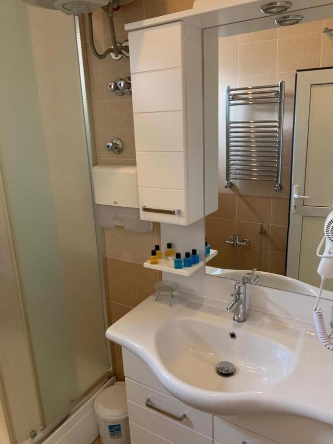 Sheki Avtovagzal Motel Eksteriør billede